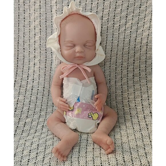 40cm Sleeping Baby 2kg Full Platinum Silicone Eyes Closed Reborn Baby Doll GIRL - Picture 2 of 16